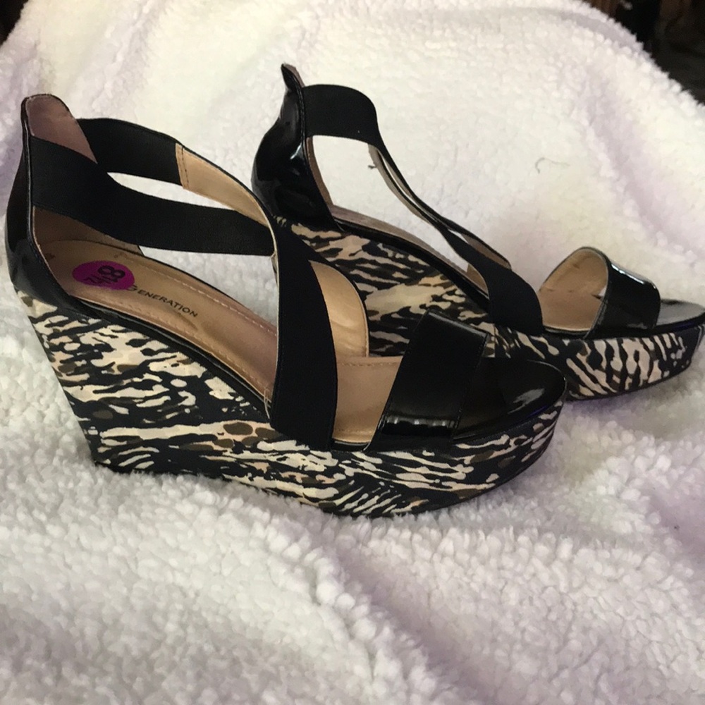 BCBG Generation Wedge